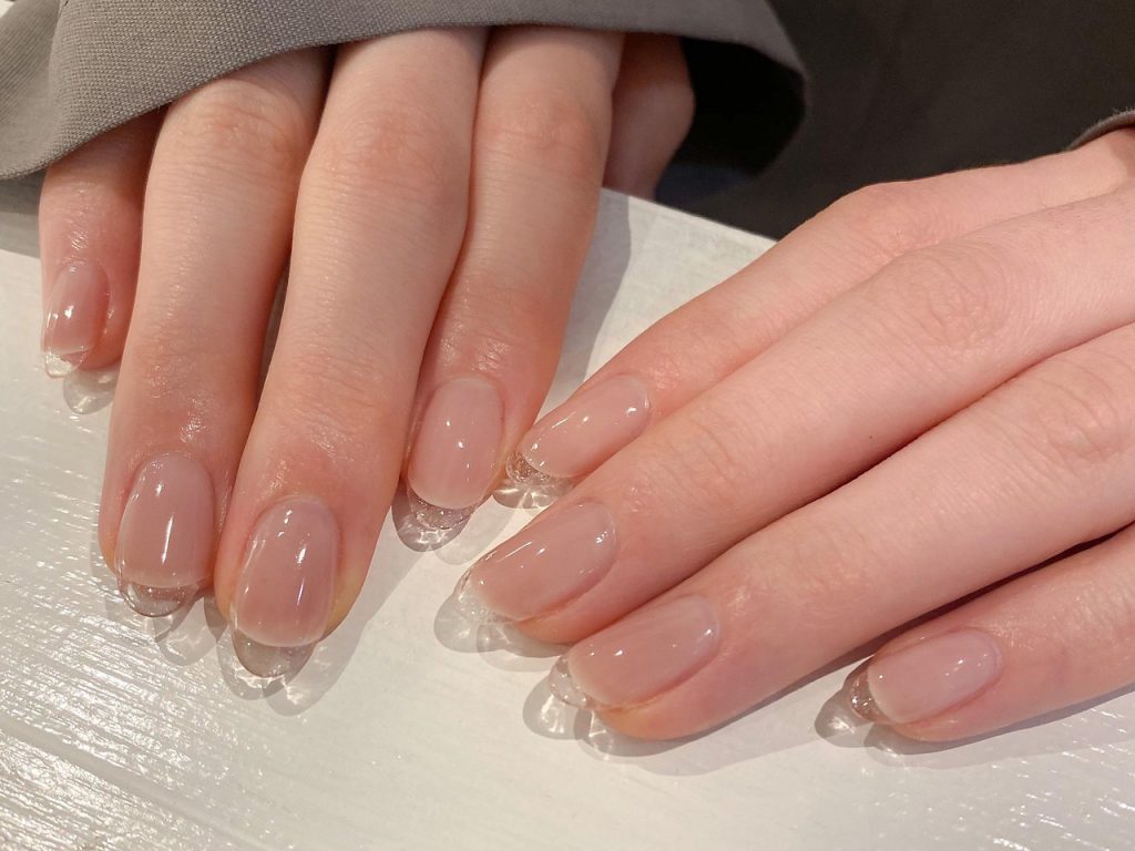 大理石風デザインのネイル